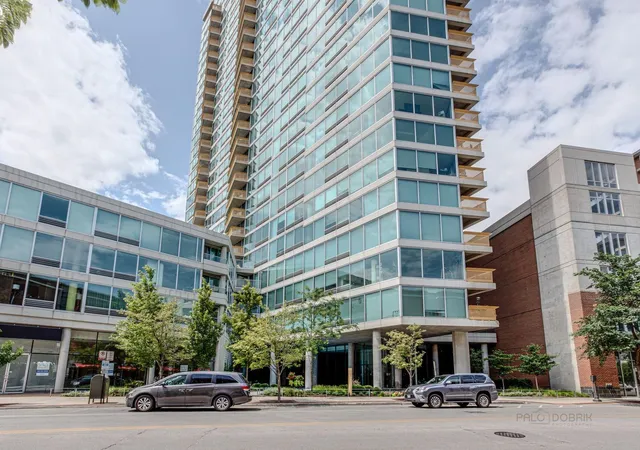 Condo for sale at 1720 Maple Ave #1360, Evanston, IL 60201 | MLS# 12769140