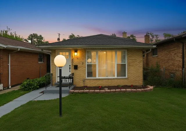 Photo 1 of Single family home for sale at 11635 S Bishop St, Chicago, IL 60643 | MLS# 12769141 | Listing updated on 2026-09-25