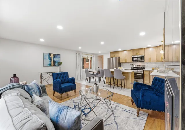 Photo 4 of Single family home for sale at 11635 S Bishop St, Chicago, IL 60643 | MLS# 12769141 | Listing updated on 2026-09-25