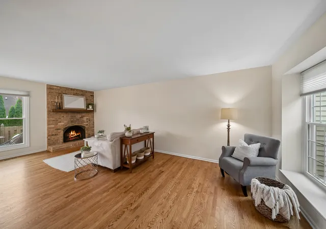 Photo 3 of Condo for sale at 1969 Wexford Cir, Wheaton, IL 60189 | MLS# 12769175 | Listing updated on 2026-09-26