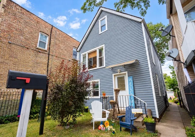 Photo 1 of Single family home for sale at 3906 W Montrose Ave, Chicago, IL 60618 | MLS# 12769177 | Listing updated on 2026-09-26