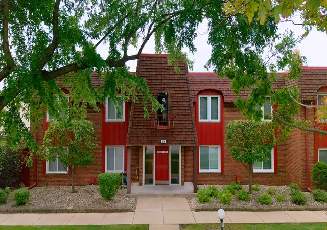 Photo 2 of Condo for sale at 8620 W 95th Street #1A2, Hickory Hills, IL 60457 | MLS# 12769180 | Listing updated on 2026-10-05
