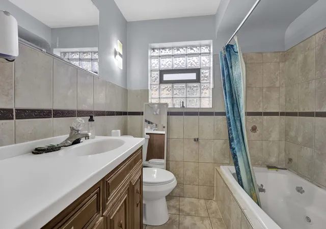 Photo 4 of Single family home for sale at 25 E 121st Street, Chicago, IL 60628 | MLS# 12769182 | Listing updated on 2026-09-25