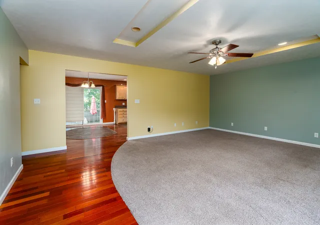 Photo 4 of Single family home for sale at 1112 Line Dr, Carterville, IL 62918 | MLS# 12769196 | Listing updated on 2026-10-02