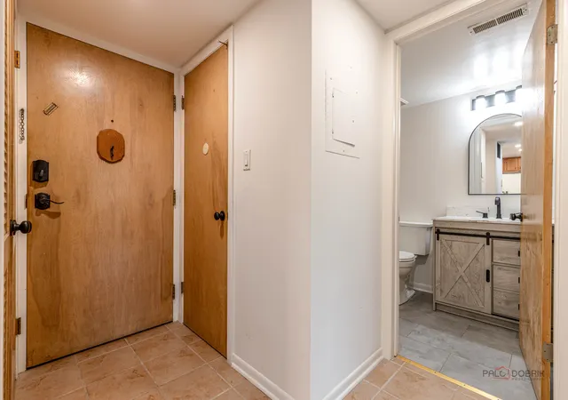 Photo 4 of Condo for sale at 100 Deborah Ln #B18, Wheeling, IL 60090 | MLS# 12769235 | Listing updated on 2026-10-07