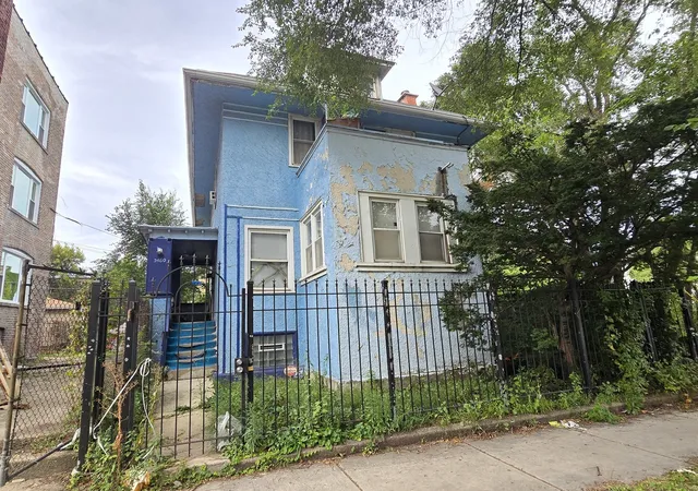 Photo 1 of Single family home for sale at 5460 W Fulton St, Chicago, IL 60644 | MLS# 12769236 | Listing updated on 2026-09-30