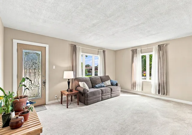 Photo 3 of Single family home for sale at 792 N Kenilworth Ave, Elmhurst, IL 60126 | MLS# 12769247 | Listing updated on 2026-09-25