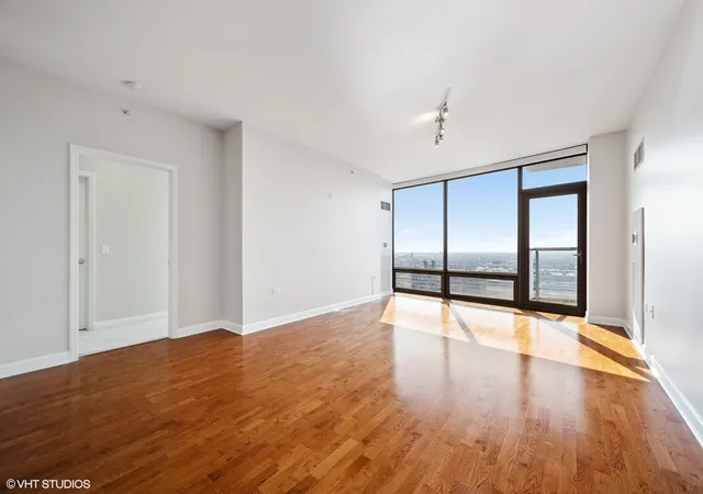 Photo 2 of Condo for sale at 100 E 14th Street #3109, Chicago, IL 60605 | MLS# 12769250 | Listing updated on 2026-09-25