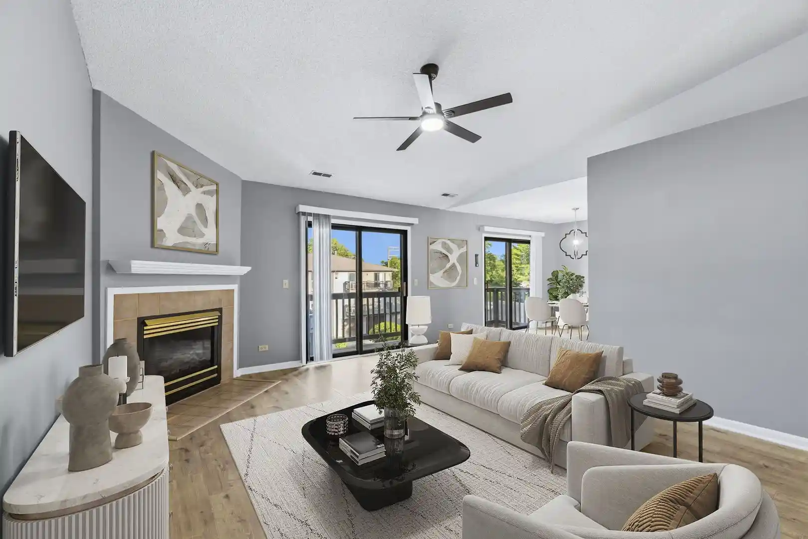Listing Photo 2 - Condo for sale in 1820 W Highland Ave located at 1820 W Highland Ave, Elgin, IL 60123 - Unit 1820 W Highland Ave