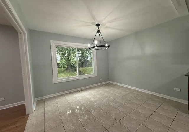 Photo 4 of Single family home for sale at 2341 Leeward Ln, Hanover Park, IL 60133 | MLS# 12769268 | Listing updated on 2026-09-25
