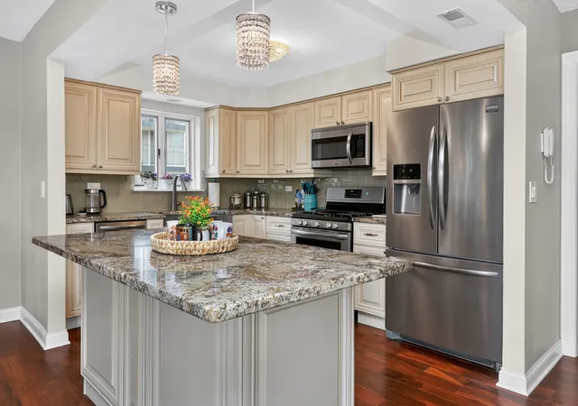 Photo 3 of Condo for sale at 1470 Jefferson St #308, Des Plaines, IL 60016 | MLS# 12769270 | Listing updated on 2026-10-05