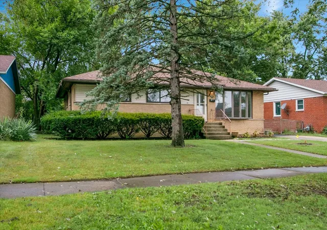 Photo 2 of Single family home for sale at 22720 Ridgeway Ave, Richton Park, IL 60471 | MLS# 12769279 | Listing updated on 2026-09-30