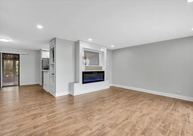 Photo 3 of Single family home for sale at 22720 Ridgeway Ave, Richton Park, IL 60471 | MLS# 12769279 | Listing updated on 2026-09-30