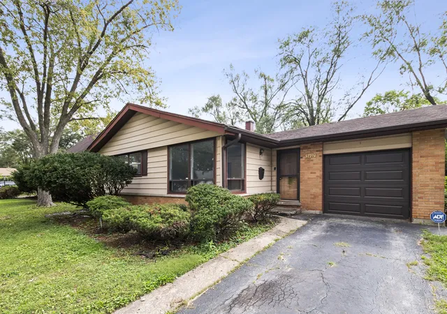 Single family home for sale at 3407 Hickory Ln, Hazel Crest, IL 60429 | MLS# 12769284