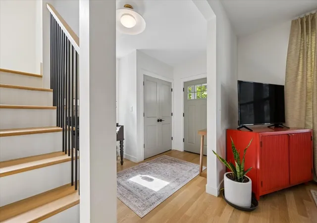 Photo 3 of Single family home for sale at 528 Ferdinand Ave, Forest Park, IL 60130 | MLS# 12769313 | Listing updated on 2026-09-30