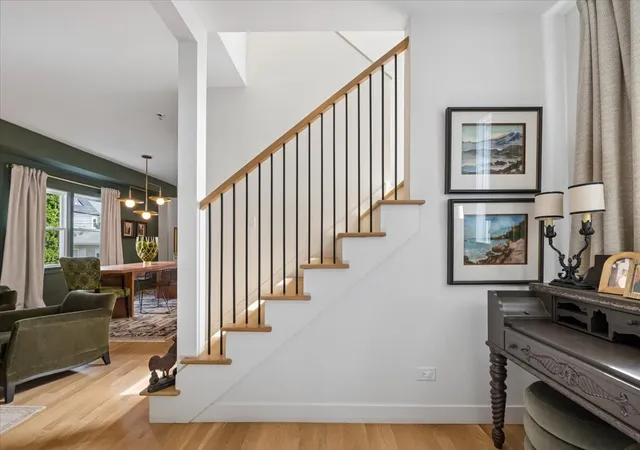 Photo 4 of Single family home for sale at 528 Ferdinand Ave, Forest Park, IL 60130 | MLS# 12769313 | Listing updated on 2026-09-30