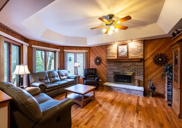 Photo 3 of Single family home for sale at 855 63rd Street, La Grange Highlands, IL 60525 | MLS# 12769325 | Listing updated on 2026-10-05