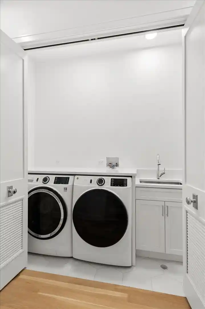 Listing Photo 33 - Condo for sale in 3820 N Damen Ave located at 3820 N Damen Ave, Chicago, IL 60618 - Unit 3820 N Damen Ave