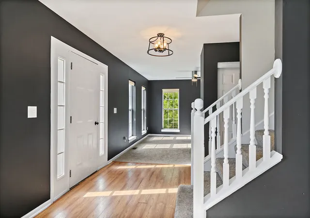Photo 3 of Single family home for sale at 213 Sw Griffin Pl, Poplar Grove, IL 61065 | MLS# 12769351 | Listing updated on 2026-09-27