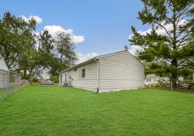 Photo 13 of Single family home for sale at 22100 Karlov Ave, Richton Park, IL 60471 | MLS# 12769354 | Listing updated on 2026-10-02