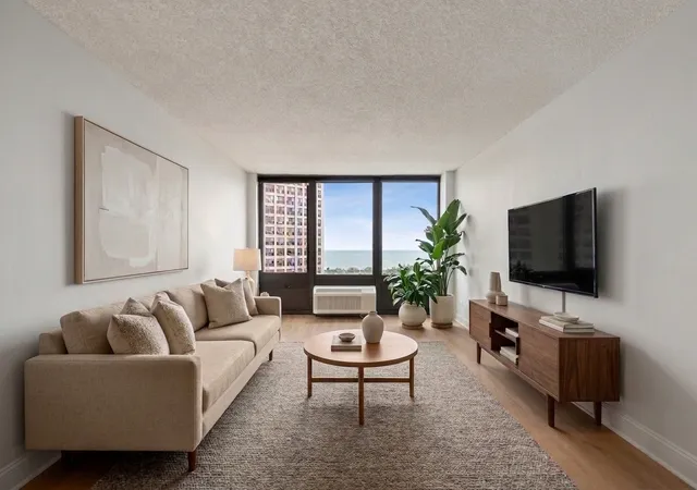 Photo 3 of Condo for sale at 5320 N Sheridan Rd #1307, Chicago, IL 60640 | MLS# 12769357 | Listing updated on 2026-09-30