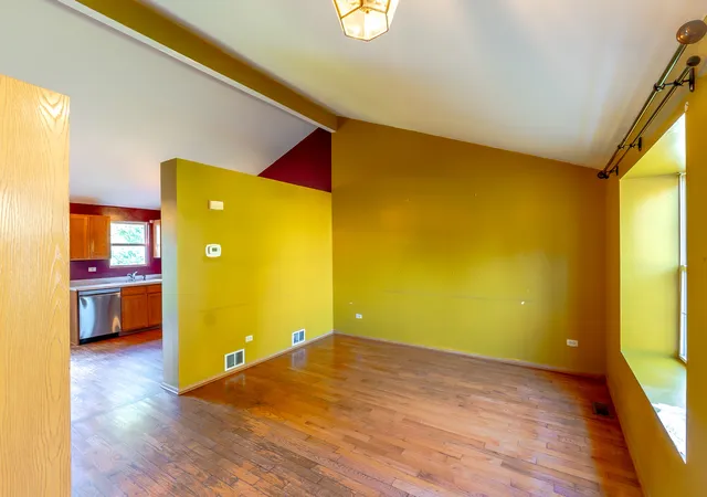 Photo 3 of Single family home for sale at 5210 Pine Trails Cir, Plainfield, IL 60586 | MLS# 12769483 | Listing updated on 2026-10-07