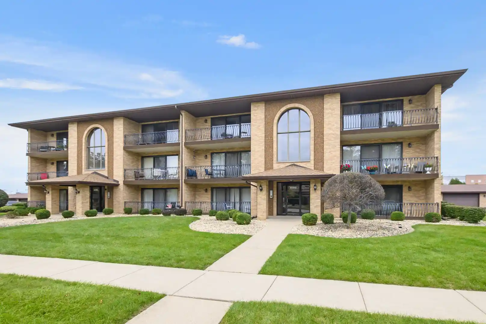 Listing Photo 21 - Condo for sale in 8300 160Th Pl located at 8300 160Th Pl, Tinley Park, IL 60477 - Unit #2E