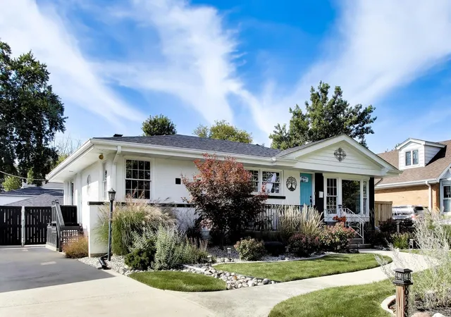 Photo 2 of Single family home for sale at 838 S Grant Ave, Villa Park, IL 60181 | MLS# 12769496 | Listing updated on 2026-10-06
