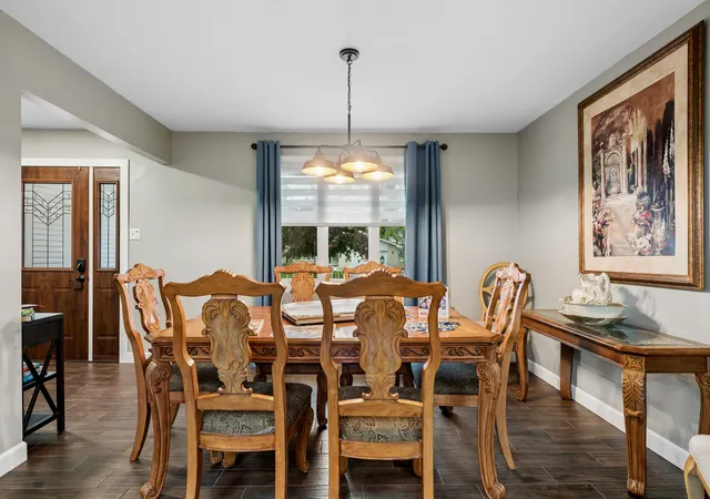 Photo 4 of Single family home for sale at 12006 Forestview Dr, Orland Park, IL 60467 | MLS# 12769501 | Listing updated on 2026-10-02