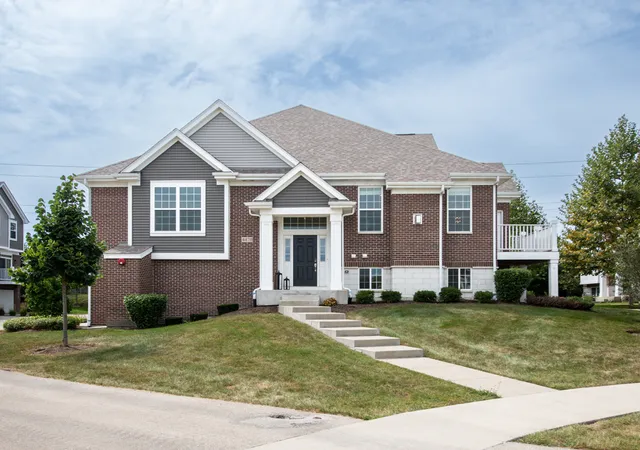 Townhouse for sale at 4470 Monroe Ct, Naperville, IL 60564 | MLS# 12769502