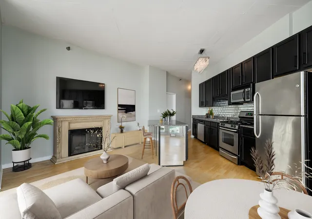Listing Photo 5 - Condo for sale in building located at 1600 S Indiana Ave, Chicago, IL 60616 - Unit #1308