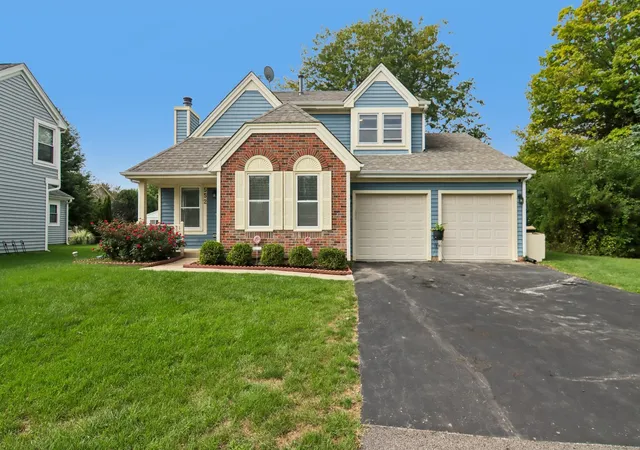 Single family home for sale at 552 Delmar Ct, Elk Grove Village, IL 60007 | MLS# 12769562