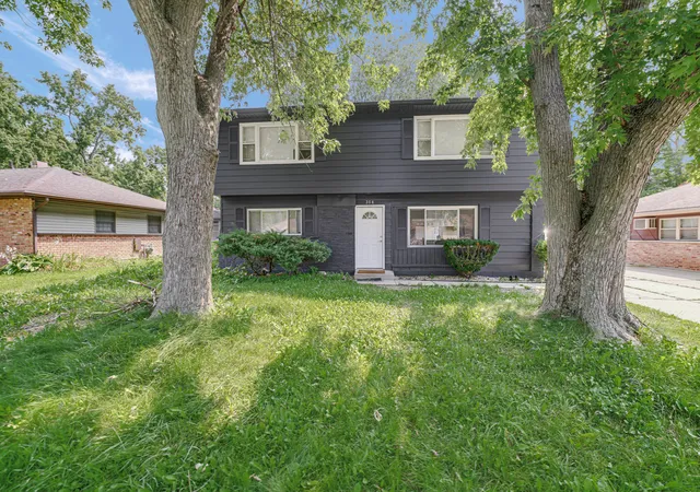 Photo 2 of Single family home for sale at 356 Miami St, Park Forest, IL 60466 | MLS# 12769572 | Listing updated on 2026-10-01