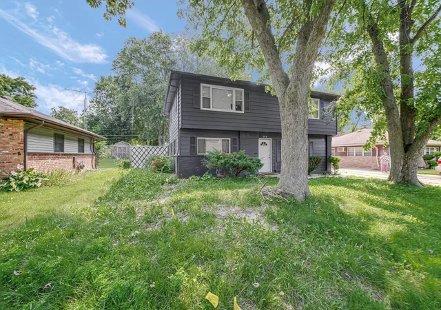 Photo 3 of Single family home for sale at 356 Miami St, Park Forest, IL 60466 | MLS# 12769572 | Listing updated on 2026-10-01