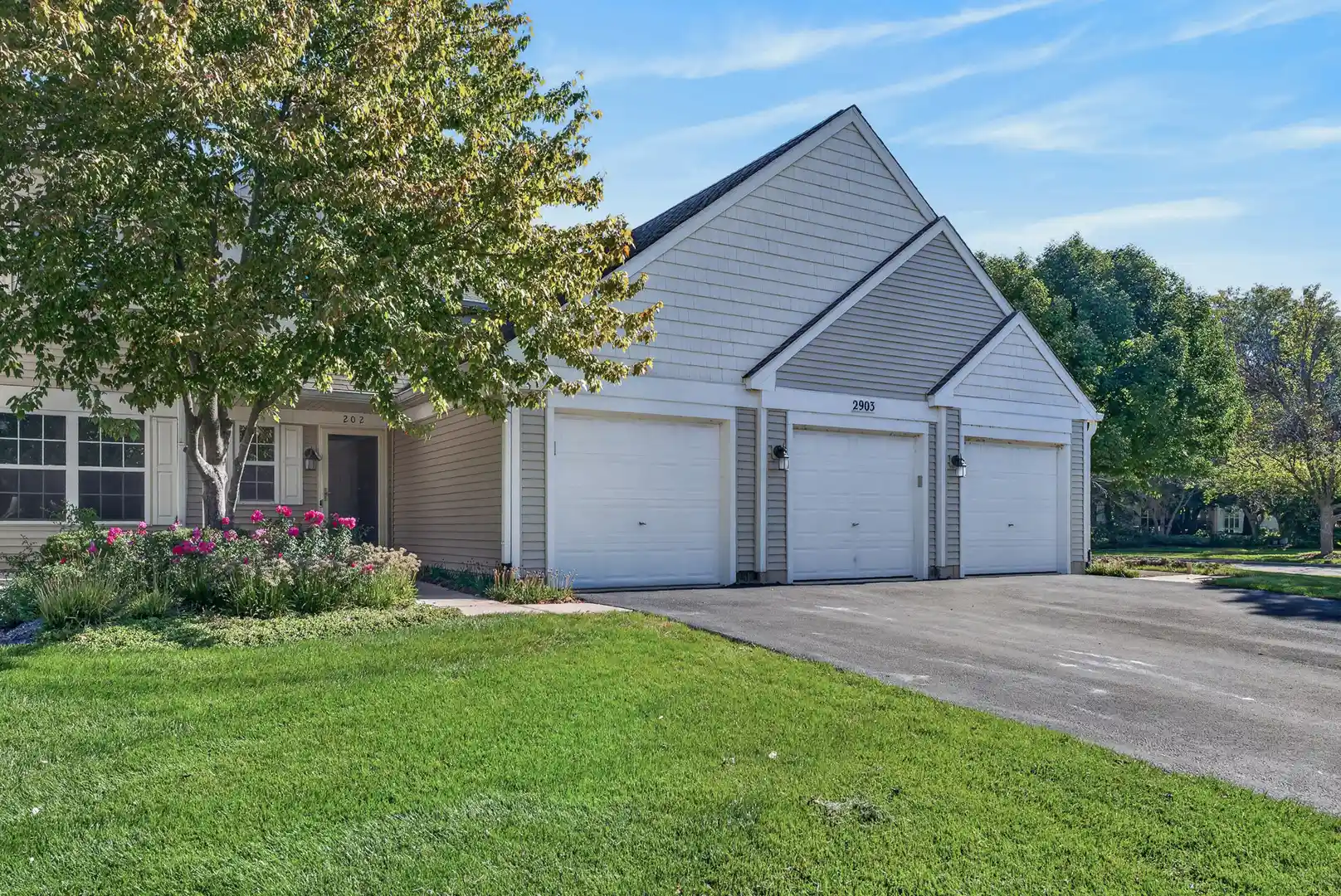 Listing Photo 1 - Condo for sale in 2903 Bartlett Ct located at 2903 Bartlett Ct, Naperville, IL 60564 - Unit #202
