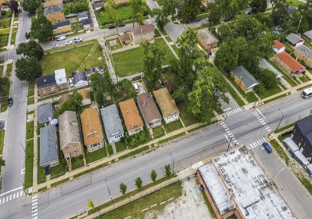 Photo 2 of Single family home for sale at 1008 W 115th Street, Chicago, IL 60643 | MLS# 12769624 | Listing updated on 2026-09-28