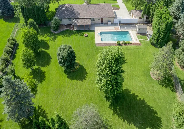 Photo 1 of Single family home for sale at 5794 East 107th Pl, Crown Point, IN 46307 | MLS# 12769632 | Listing updated on 2026-10-07