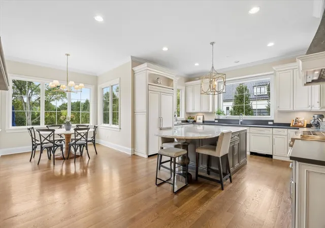 Photo 3 of Single family home for sale at 1561 Hawthorne Ln, Wheaton, IL 60189 | MLS# 12769651 | Listing updated on 2026-10-02