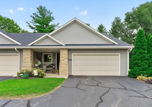 Photo 2 of Sale Pending at 5734 Jackies Dr #I-5734, Loves Park, IL 61111 | MLS# 12769661 | Listing updated on 2026-10-03
