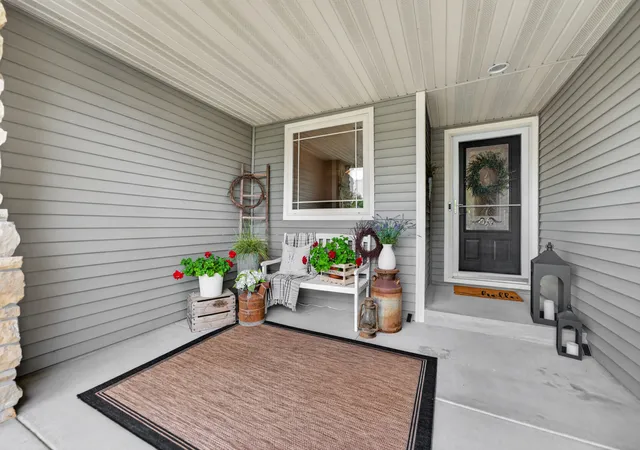 Listing Photo 5 - Condo for sale in building located at 5734 Jackies Dr, Loves Park, IL 61111 - Unit #I-5734