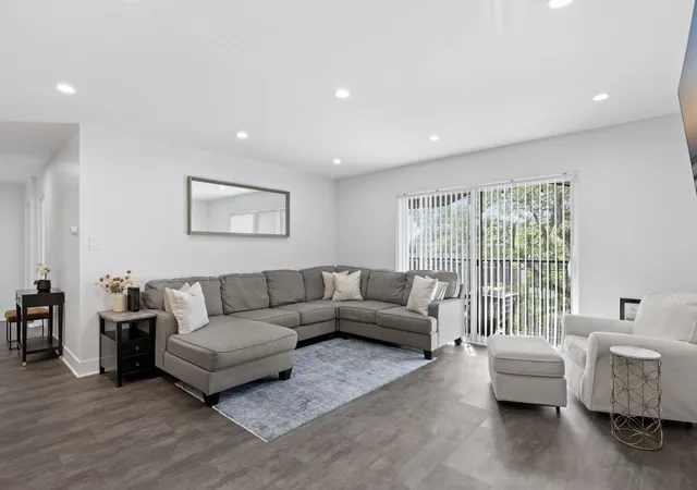 Photo 3 of Condo for sale at 6800 N California Ave #4L, Chicago, IL 60645 | MLS# 12769665 | Listing updated on 2026-09-25