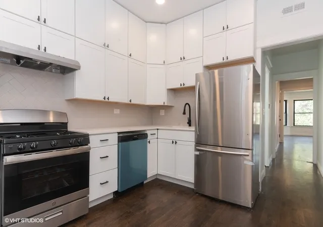Photo 4 of Multi family home for sale at 2843 W Fletcher St, Chicago, IL 60618 | MLS# 12769684 | Listing updated on 2026-09-25