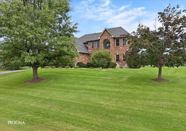 Photo 3 of Single family home for sale at 366 Tallgrass Ln, Yorkville, IL 60560 | MLS# 12769701 | Listing updated on 2026-10-07