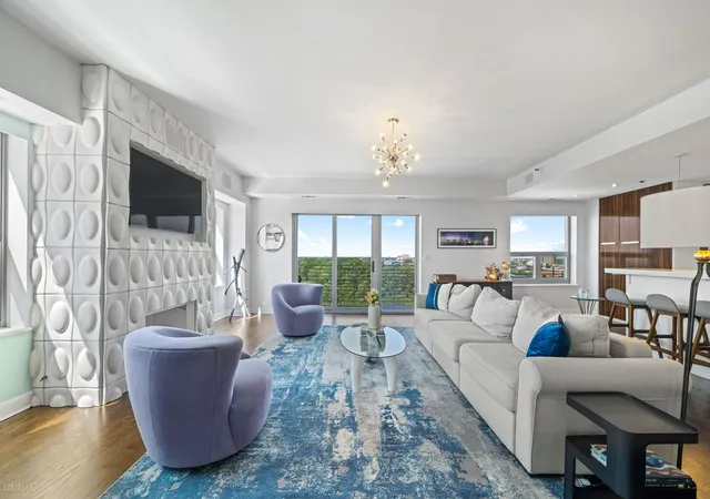 Photo 3 of Condo for sale at 4350 N Broadway St #1002, Chicago, IL 60613 | MLS# 12769709 | Listing updated on 2026-10-07