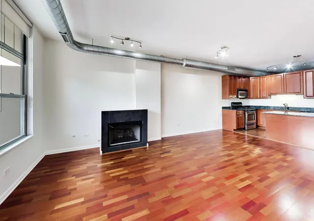 Photo 4 of Condo for sale at 1200 W Monroe St #603, Chicago, IL 60607 | MLS# 12769734 | Listing updated on 2026-09-28