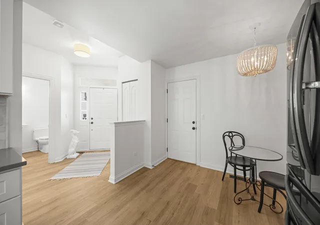 Listing Photo 5 - Condo for sale in building located at 14824 W Victoria Xing Wy, Lockport, IL 60441