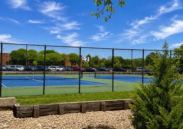 Listing Photo 5 - Condo for sale in building located at 2005 Valencia Dr, Northbrook, IL 60062 - Unit #306D