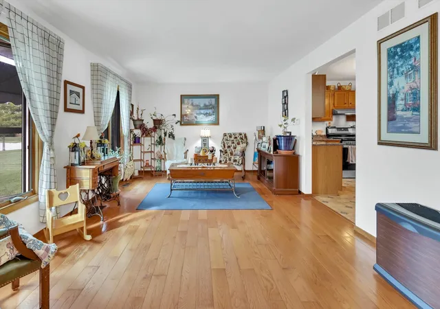 Photo 3 of Single family home for sale at 1229 Andrea Dr, New Lenox, IL 60451 | MLS# 12769777 | Listing updated on 2026-10-05