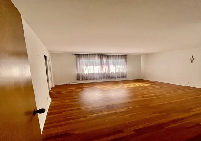 Photo 3 of Townhouse for sale at 6036 N Winchester Ave #A, Chicago, IL 60660 | MLS# 12769783 | Listing updated on 2026-10-05