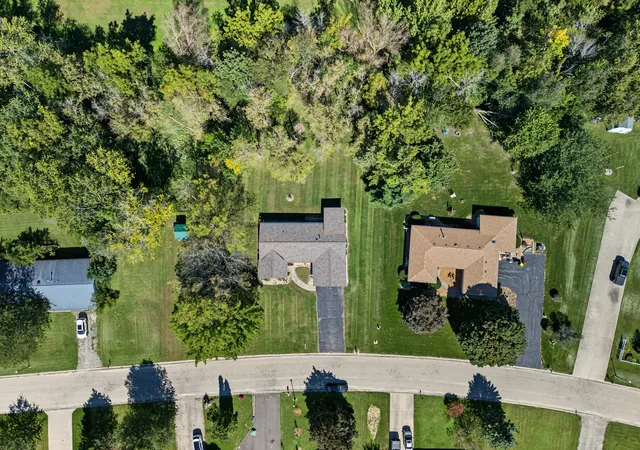 Photo 3 of Single family home for sale at 262 Brookside Dr, Paw Paw, IL 61353 | MLS# 12769798 | Listing updated on 2026-10-06